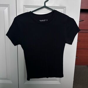 Abercrombie & Fitch Black Short Sleeve Tee
